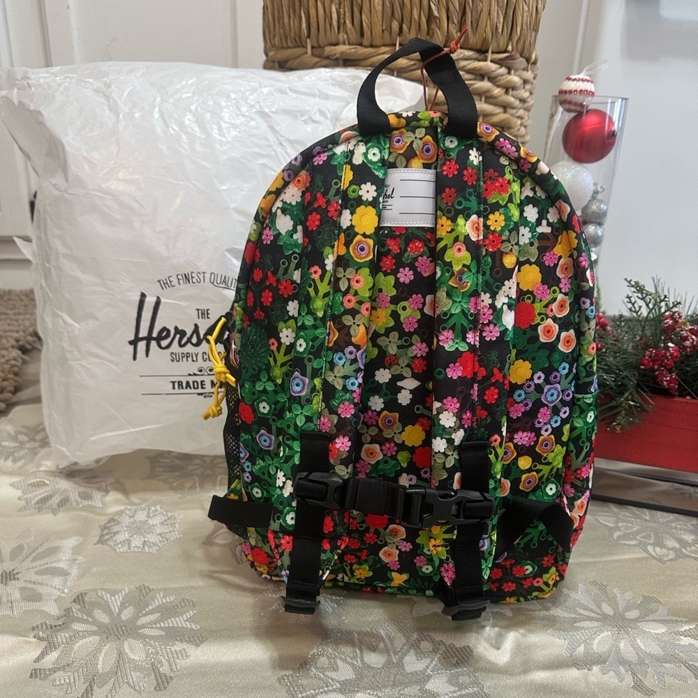 New Herschel Heritage x LEGO Children’s Floral Lego Backpack Limited Edition 15L - Picture 10 of 16